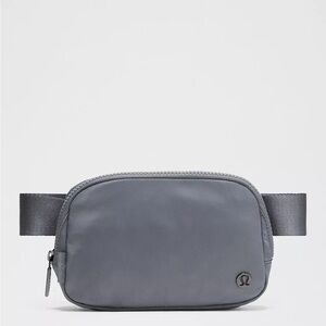 Lululemon Everywhere Belt Bag